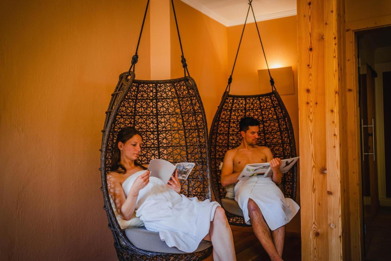 Dolomitenhotel Weisslahnbad 3* Tires